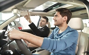 Schedule a test drive at Nissan Victoria in Victoria, Tamaulipas, México.